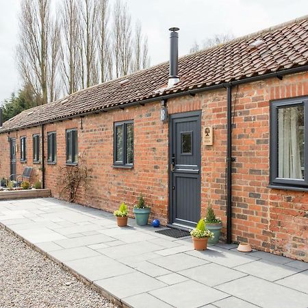 Thrush Nest Cottages - Wren Cottage Sleeps 4, 2 Bedrooms & Stable Cottage Sleeps 2, 1 Bedroom York Esterno foto