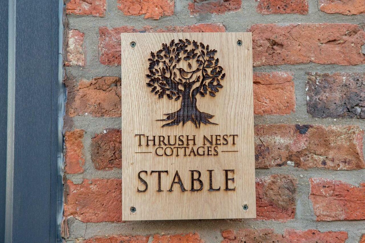 Thrush Nest Cottages - Wren Cottage Sleeps 4, 2 Bedrooms & Stable Cottage Sleeps 2, 1 Bedroom York Esterno foto