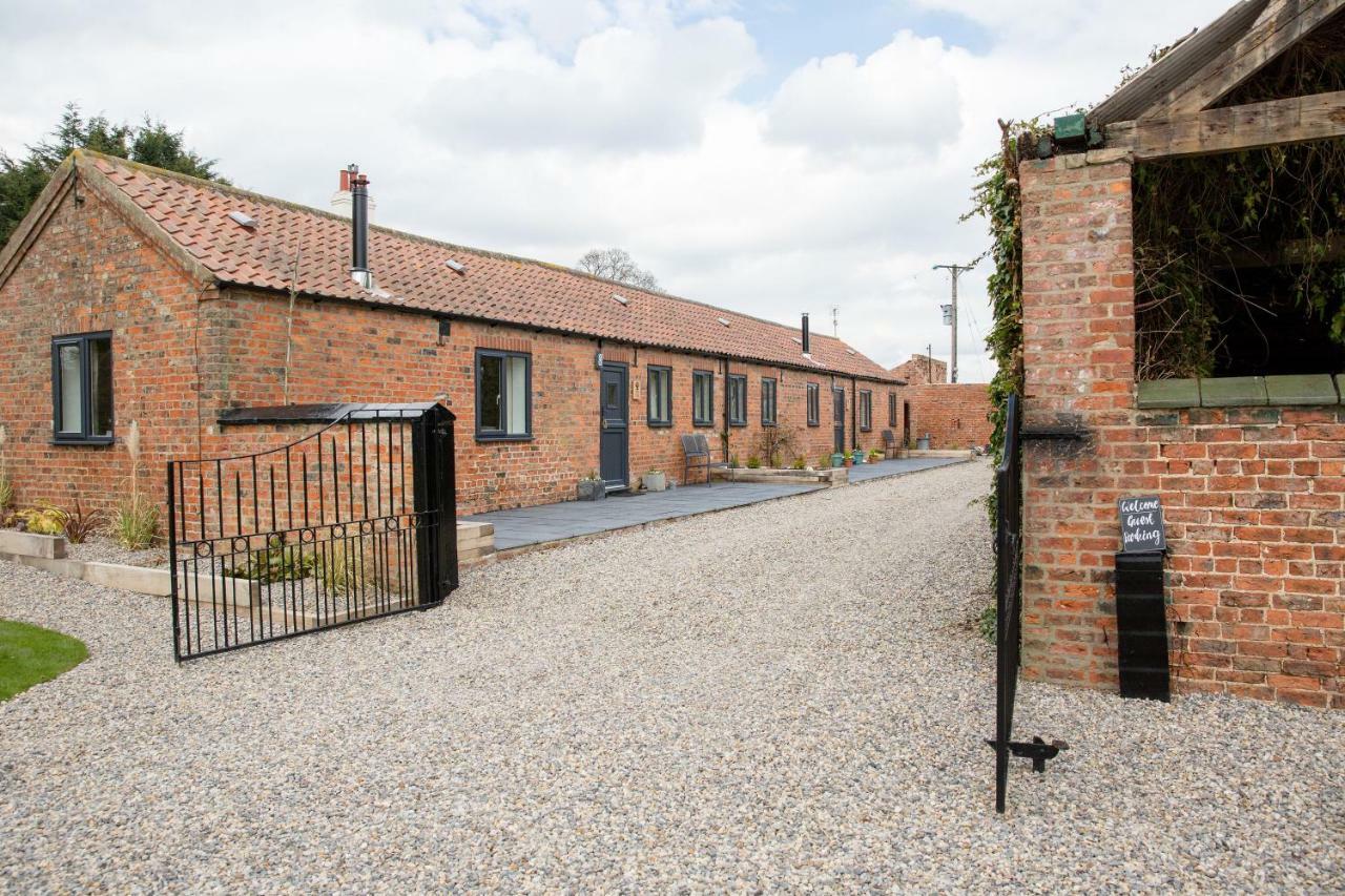 Thrush Nest Cottages - Wren Cottage Sleeps 4, 2 Bedrooms & Stable Cottage Sleeps 2, 1 Bedroom York Esterno foto